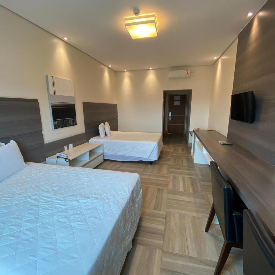 Itu Plaza Hotel מראה חיצוני תמונה