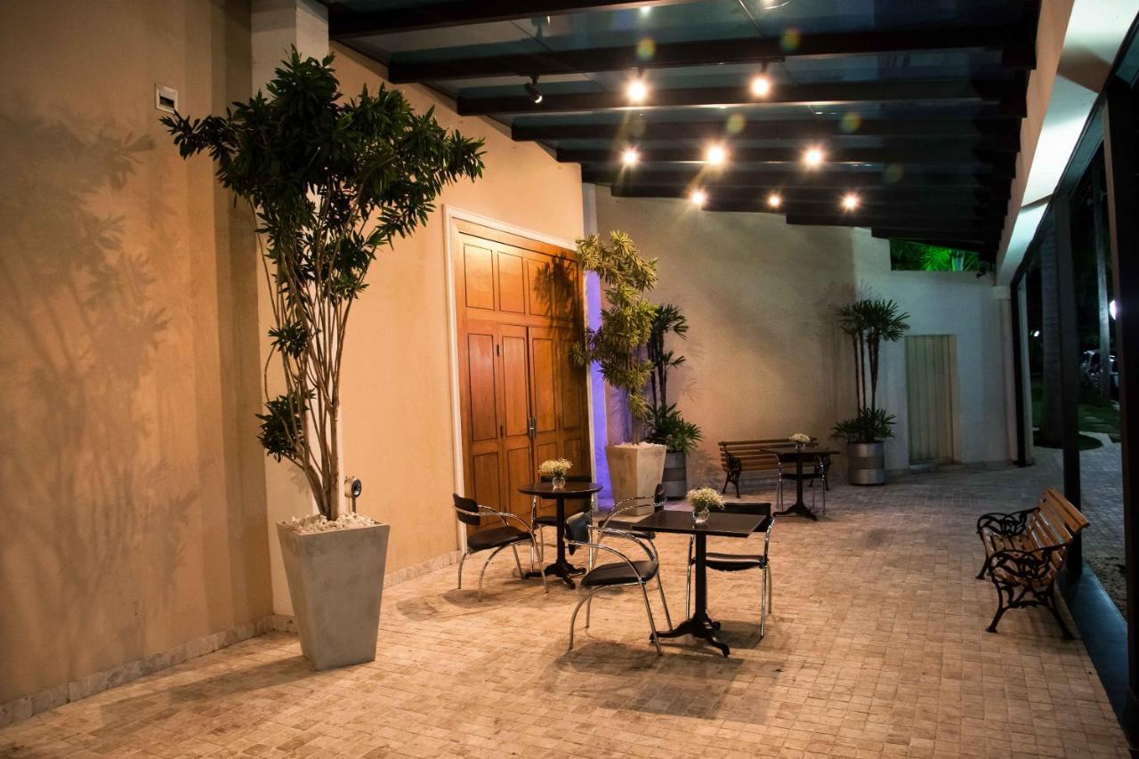 Itu Plaza Hotel מראה חיצוני תמונה